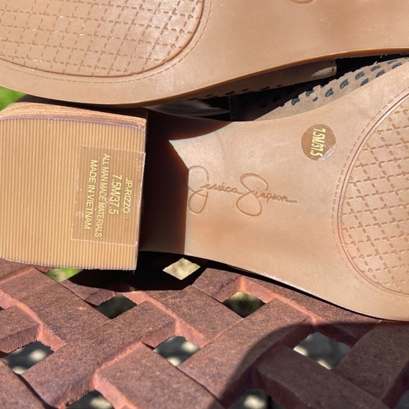 Jessica Simpson Vegan Leather Cut Out Ankle Strap Block Heel Shoes - Picture 9 of 9